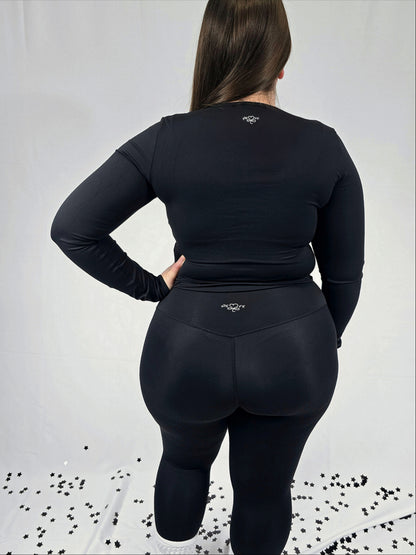 ESSENTIAL LONG-SLEEVE