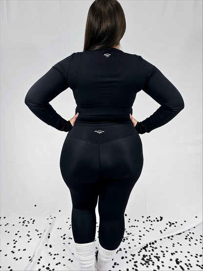 ESSENTIAL LEGGINGS